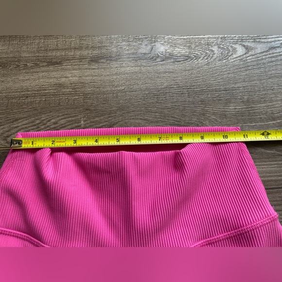 Zyia Active Pink Reve Hi-Rise Capri 20" Size 4-6 Ribbed Barbie pink material - Picture 8 of 8